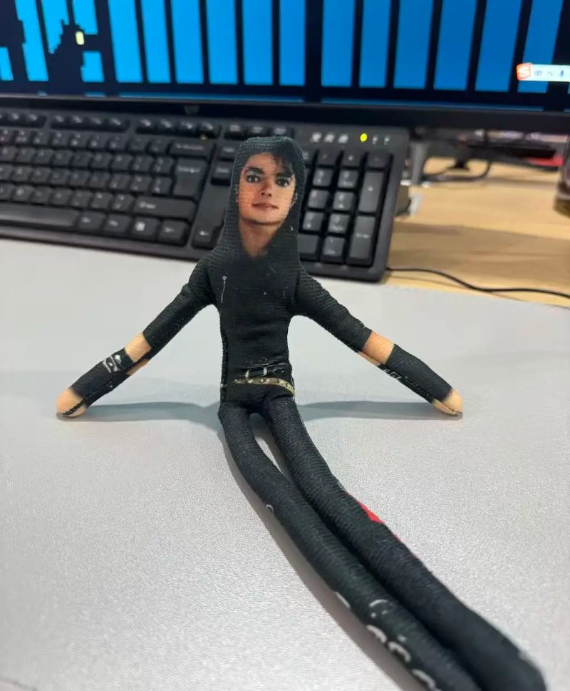 Nouvelle figurine en peluche M - Evoker Cosplay Prop avis et prix